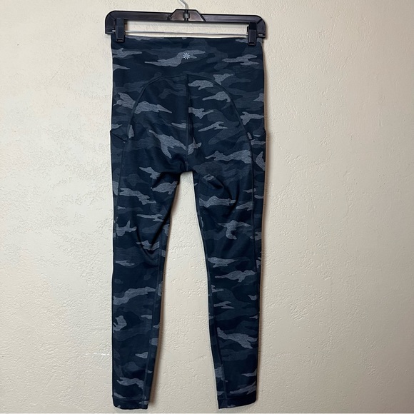 Athleta Camo Gray /black mid rise pull on Leggings Camouflage Size Small - Picture 9 of 14